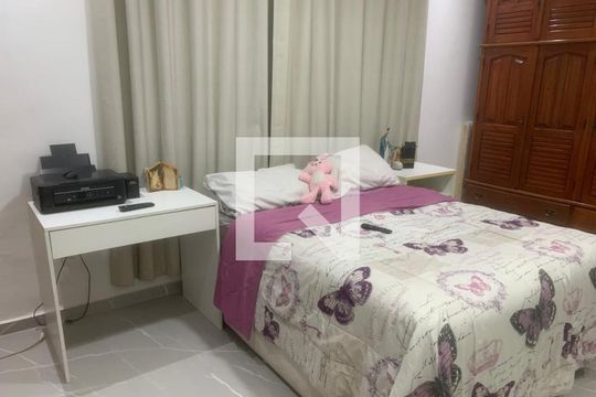 Quarto 1 de casa à venda com 2 quartos, 300m² em Brás de Pina, Rio de Janeiro
