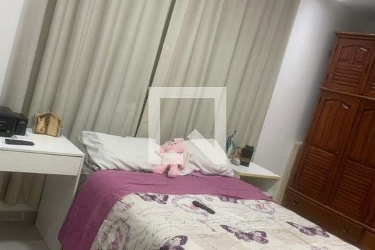 Quarto 1 de casa à venda com 2 quartos, 300m² em Brás de Pina, Rio de Janeiro