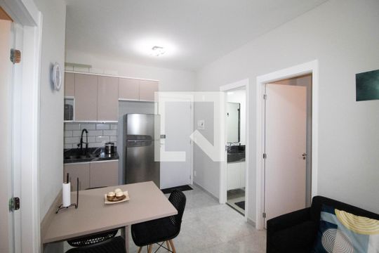 Sala/Cozinha de apartamento à venda com 2 quartos, 49m² em Vila Guilherme, São Paulo