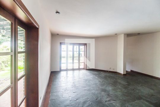 Sala de casa de condomínio à venda com 3 quartos, 445m² em Alphaville, Santana de Parnaíba