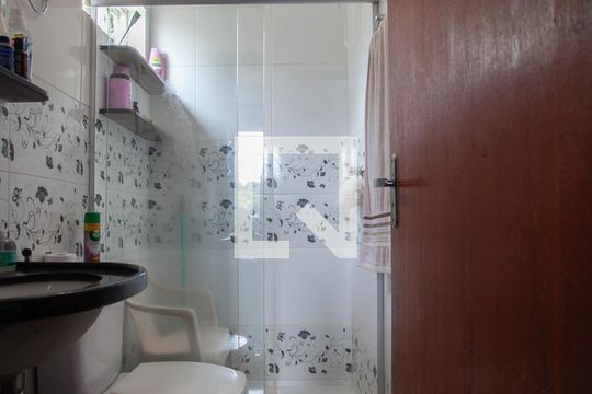 Banheiro da Suíte de casa à venda com 3 quartos, 500m² em Frei Leopoldo, Belo Horizonte