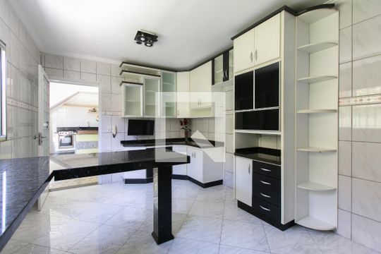 Cozinha - Armários de casa à venda com 2 quartos, 250m² em Parque Cruzeiro do Sul, São Paulo