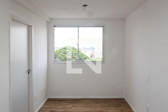 Sala de apartamento para alugar com 2 quartos, 35m² em Jardim Santa Adelia, São Paulo