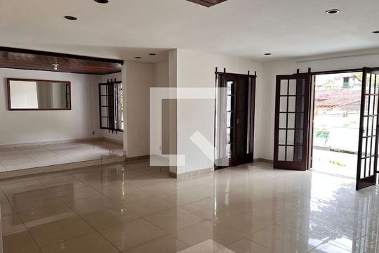 Casa à venda com 5 quartos, 610m² em Freguesia (jacarepaguá), Rio de Janeiro