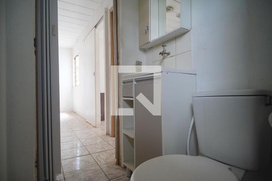 Banheiro de apartamento para alugar com 2 quartos, 65m² em Canudos, Novo Hamburgo