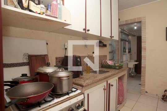 Cozinha de apartamento à venda com 2 quartos, 85m² em Centro Histórico, Porto Alegre