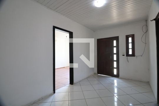 Sala de casa à venda com 3 quartos, 140m² em Rio Branco, Canoas