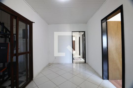 Sala de casa à venda com 3 quartos, 140m² em Rio Branco, Canoas