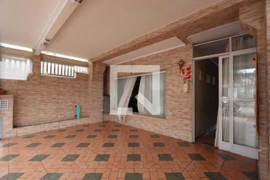 Garagem de casa à venda com 4 quartos, 350m² em Vila Mariana, São Paulo