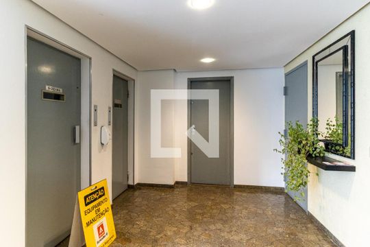 Elevadores de apartamento à venda com 1 quarto, 67m² em Santa Cecilia, São Paulo