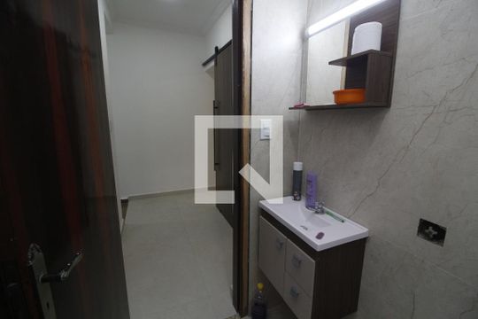 Banheiro Social de casa à venda com 2 quartos, 220m² em Vila Beatriz, São Paulo