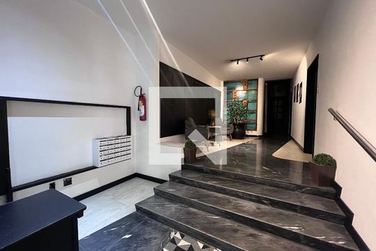 Hall de entrada de apartamento à venda com 4 quartos, 240m² em Bela Vista, São Paulo