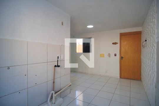 Cozinha de apartamento para alugar com 2 quartos, 42m² em Santo Afonso, Novo Hamburgo
