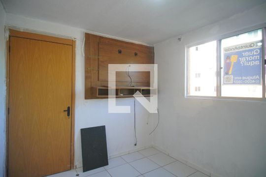 Quarto 2 de apartamento para alugar com 2 quartos, 42m² em Santo Afonso, Novo Hamburgo