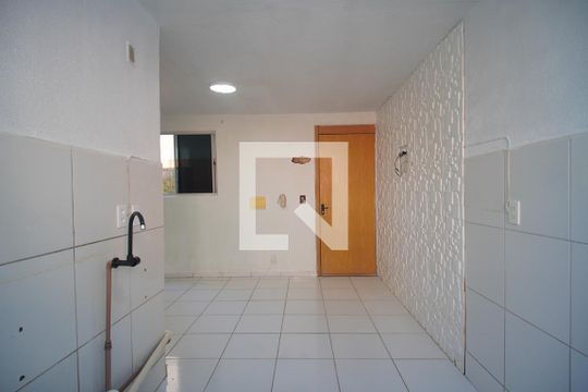 Cozinha de apartamento para alugar com 2 quartos, 42m² em Santo Afonso, Novo Hamburgo