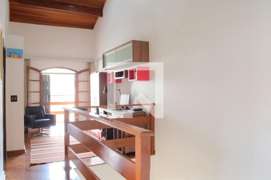 Hall dos Quartos de casa à venda com 5 quartos, 290m² em Penha de França, São Paulo