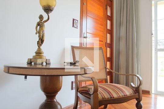 Sala de casa à venda com 5 quartos, 290m² em Penha de França, São Paulo