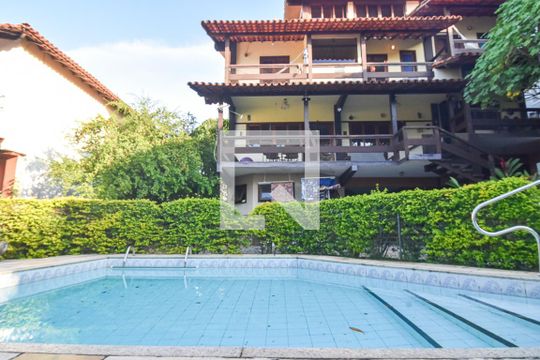 Área comum - Piscina de casa à venda com 4 quartos, 340m² em Badu, Niterói