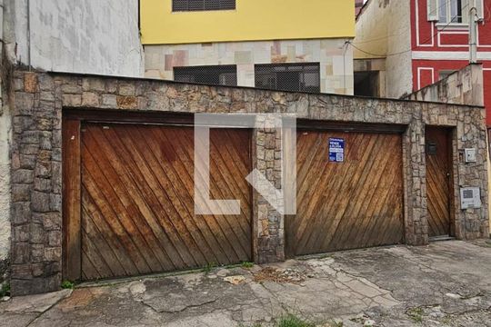Fachada de casa para alugar com 3 quartos, 194m² em Tatuapé, São Paulo