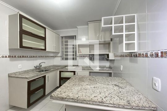 Cozinha e Área de Serviço de apartamento para alugar com 1 quarto, 50m² em Centro, São Leopoldo