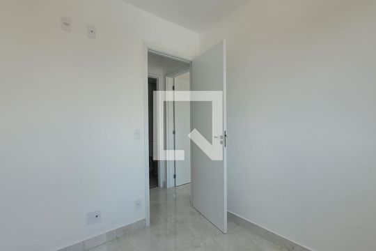 Quarto 1 de apartamento à venda com 2 quartos, 45m² em Parque Novo Oratório, Santo André