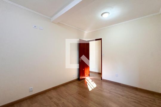 Quarto 1 de casa para alugar com 3 quartos, 191m² em Vila Euclides, São Bernardo do Campo