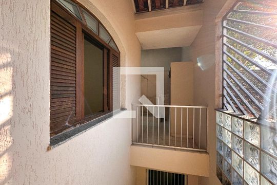 Vista do Quarto 1 de casa para alugar com 3 quartos, 191m² em Vila Euclides, São Bernardo do Campo
