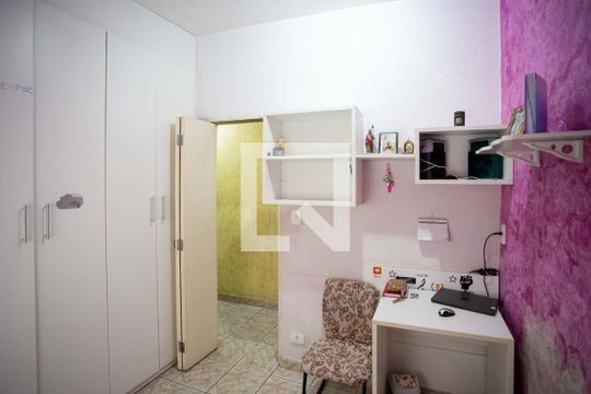 Quarto 2 de casa à venda com 5 quartos, 300m² em Conceição, Diadema