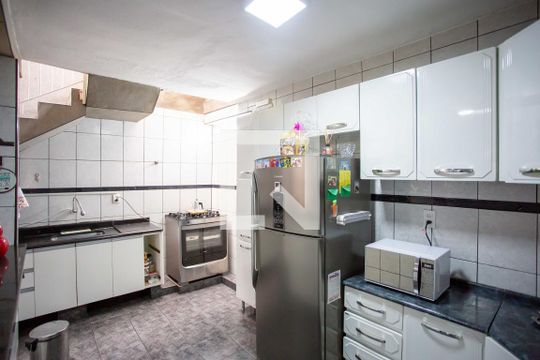 Cozinha de casa à venda com 5 quartos, 300m² em Conceição, Diadema