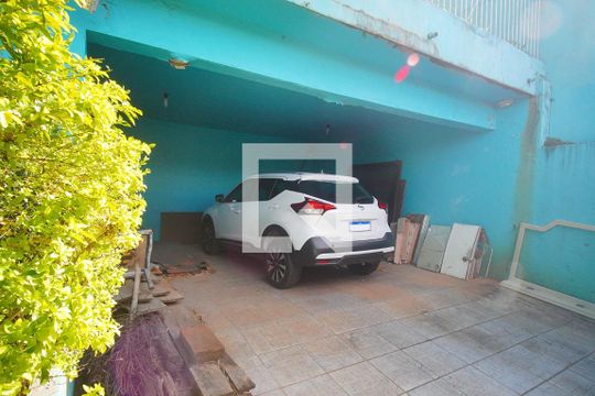 Área externa de casa à venda com 4 quartos, 160m² em Canudos, Novo Hamburgo