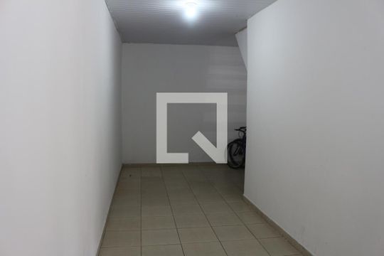 Garagem de casa para alugar com 3 quartos, 100m² em Osvaldo Cruz, São Caetano do Sul