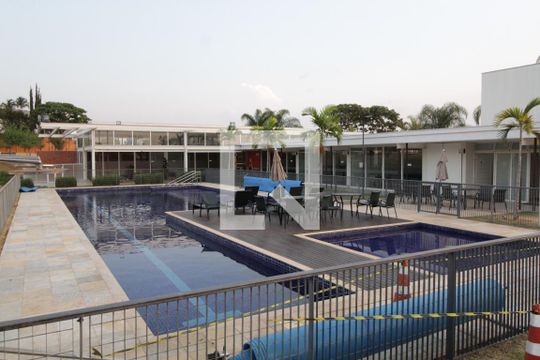 Área comum - Piscina de casa de condomínio para alugar com 4 quartos, 232m² em Granja Marileusa, Uberlândia