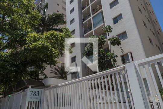Fachada de apartamento para alugar com 2 quartos, 60m² em Vila Olímpia, São Paulo