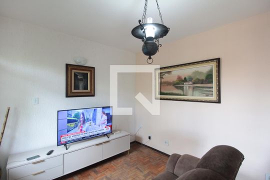 Sala de casa à venda com 3 quartos, 360m² em Itapoã, Belo Horizonte