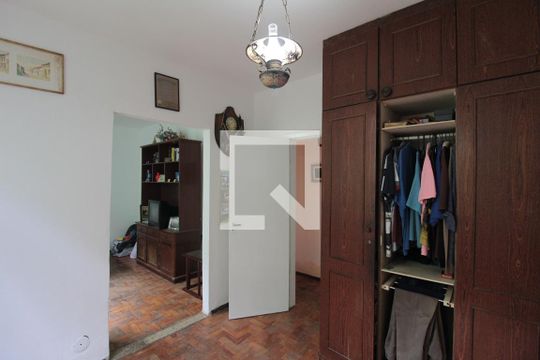 Quarto 1 de casa à venda com 3 quartos, 360m² em Itapoã, Belo Horizonte