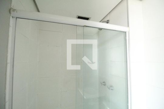 Banheiro de apartamento à venda com 2 quartos, 50m² em Anil, Rio de Janeiro