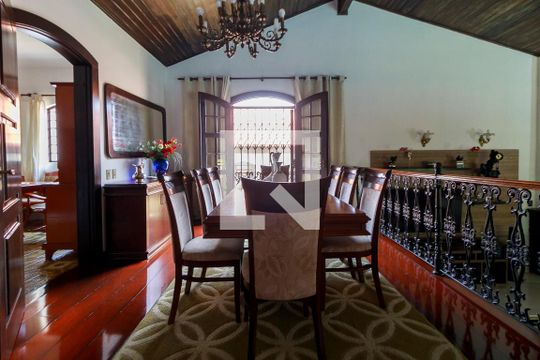 Sala de casa de condomínio à venda com 5 quartos, 571m² em Campo Belo, São Paulo