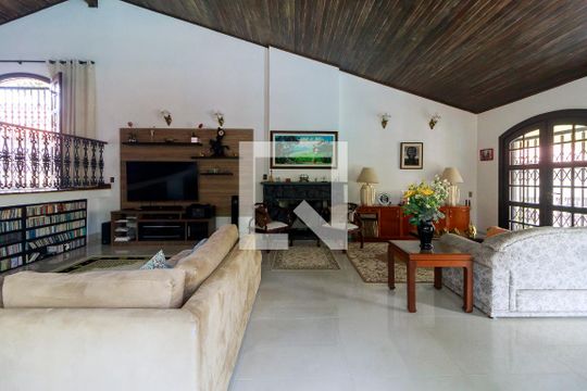 Sala de casa de condomínio à venda com 5 quartos, 571m² em Campo Belo, São Paulo