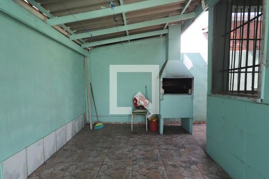 Garagem de casa à venda com 2 quartos, 190m² em Liberdade, Novo Hamburgo