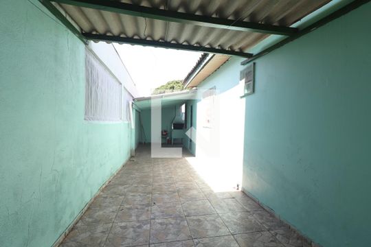 Garagem de casa à venda com 2 quartos, 190m² em Liberdade, Novo Hamburgo