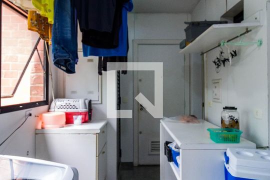 Área de Serviço de apartamento para alugar com 4 quartos, 221m² em Vila Andrade, São Paulo