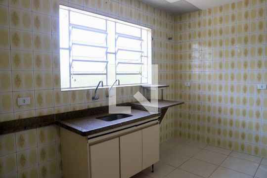 Cozinha de casa à venda com 3 quartos, 180m² em Chácara Inglesa, São Paulo