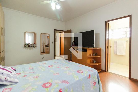 Suíte de casa à venda com 3 quartos, 168m² em Vila Brasil, São Paulo