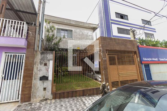 Fachada de casa à venda com 3 quartos, 168m² em Vila Brasil, São Paulo