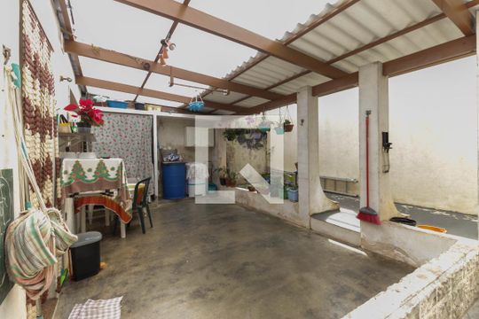 Quintal de casa à venda com 3 quartos, 168m² em Vila Brasil, São Paulo