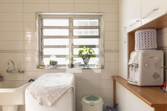 Área de Serviço de casa à venda com 3 quartos, 168m² em Vila Brasil, São Paulo