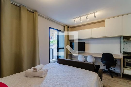 Sala/Quarto de kitnet/studio à venda com 1 quarto, 26m² em Liberdade, São Paulo