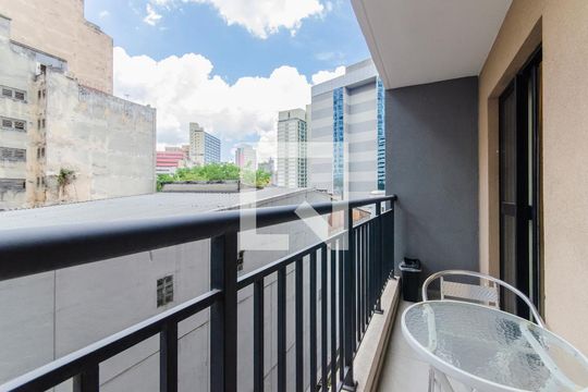 Varanda de kitnet/studio à venda com 1 quarto, 26m² em Liberdade, São Paulo