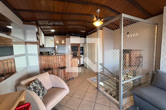 Cozinha de apartamento à venda com 2 quartos, 108m² em Centro, São Leopoldo