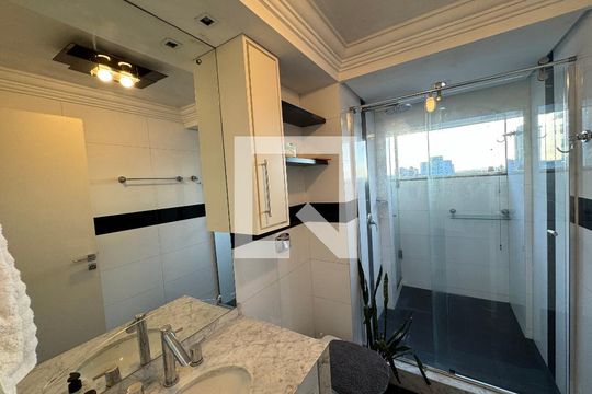 Banheiro de apartamento à venda com 2 quartos, 108m² em Centro, São Leopoldo